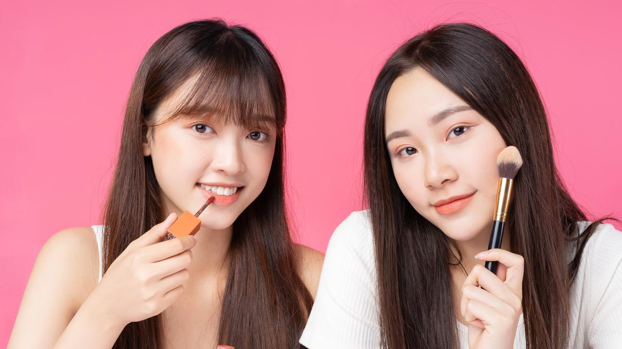 Mau Tampil Fresh ke Kampus Tanpa Makeup Tebal? Coba Tutorial Simpel Ini