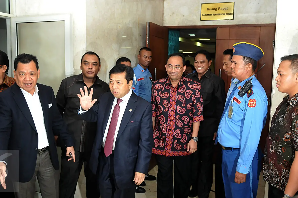 20151207- Setya Novanto Usai Menjalani Sidang Etik MKD-Jakarta- Johan Tallo
