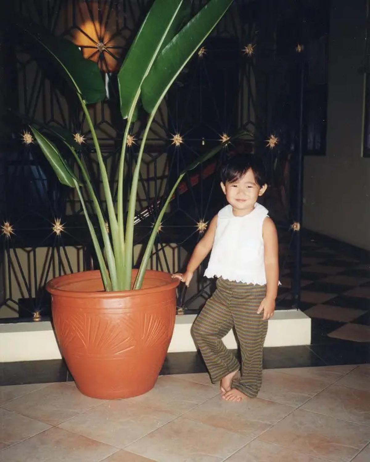 6 Potret Masa Kecil Dhika Himawan Calon Istri Brandon Salim, Blasteran Indonesia - Jepang