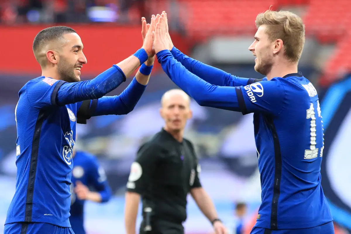 FOTO: Gol Tunggal Hakim Ziyech Loloskan Chelsea ke Final Piala FA - Hakim Ziyech; Timo Werner