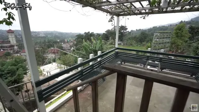 Fasilitas di Rumah Mark Sungkar