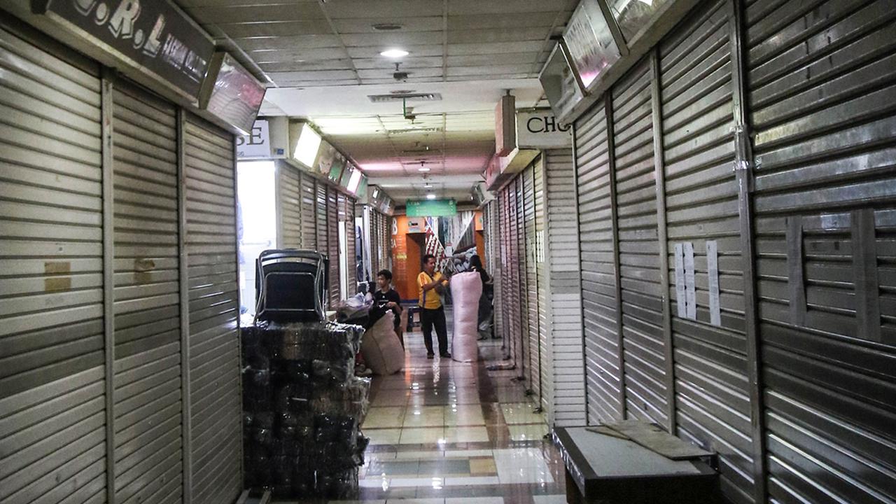 Pasar Tanah Abang Sepi Pengunjung