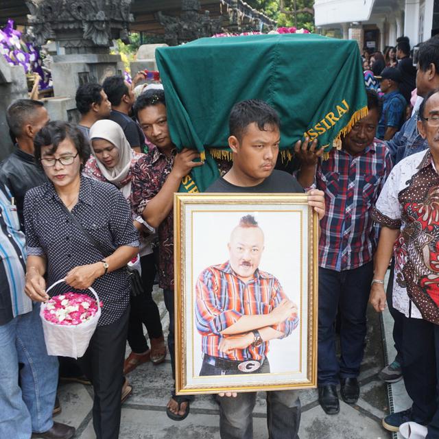 Wasiat Komedian Gogon Sebelum Meninggal Kepada Sang Anak Regional Liputan6 Com