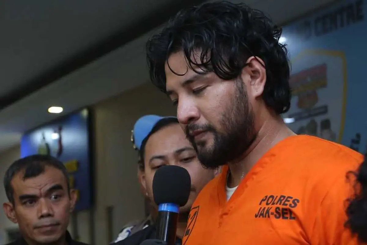 Ammar Zoni seragam baju tahanan