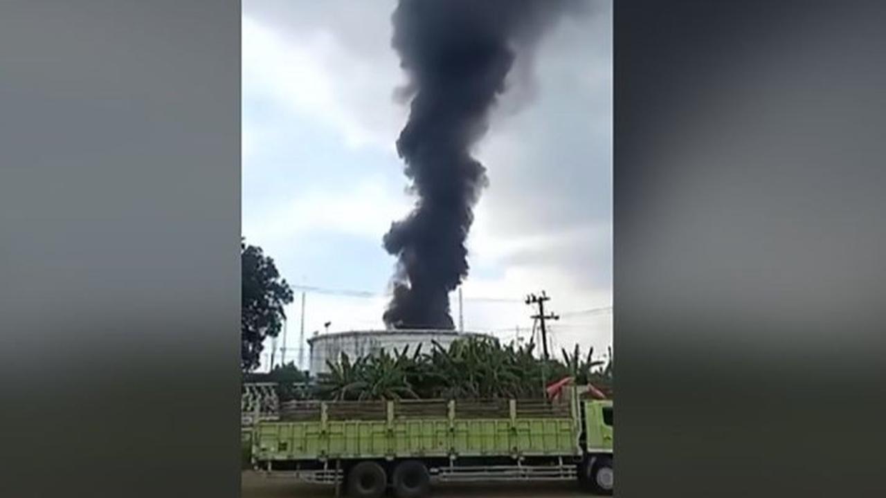 Heboh Kilang Kebakaran di Tengah Isu Pertamax Oplos Pertalite, Pertamina Beri Penjelasan