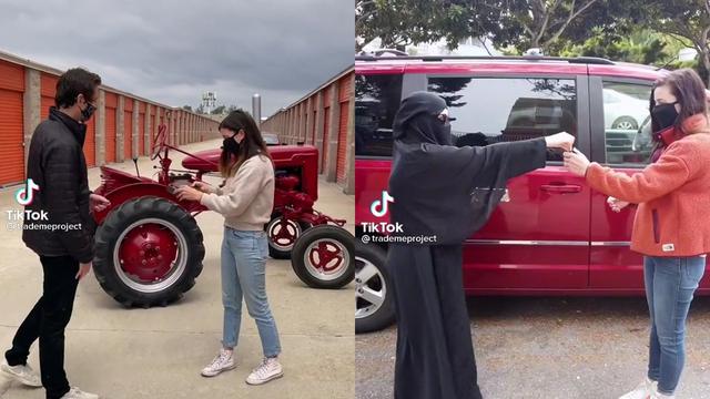 Wanita Penukar Penjepit Rambut dengan Rumah