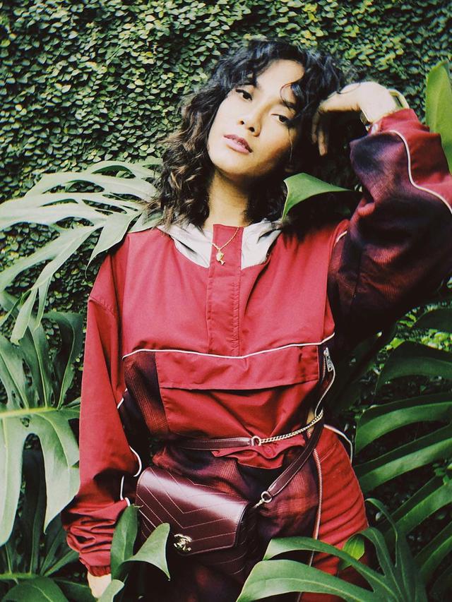 6 Film Keren Tara Basro Yang Fotonya Bikin Heboh Warganet Showbiz Liputan6 Com