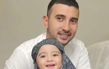 Intip Momen Kedekatan Ali Syakieb dengan Baby Guzel, Hot Daddy Seperti Jaga Boneka Hidup