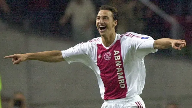 Cetak Gol Bersama Ajax