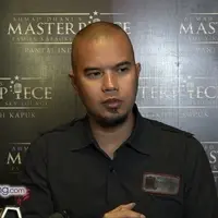Ahmad Dhani merasa tindakan Mulan Jameela adalah tindakan yang bodoh. Bahkan ada efek yang terjadi di dalam keluarga. Al dan El merasa muak dengan permintaan maaf Mulan yang mengejutkan itu.