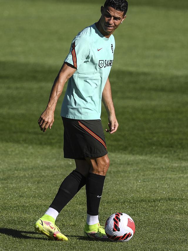Cristiano Ronaldo Jalani Sesi Latihan Jelang Kualifikasi Piala Dunia 2022