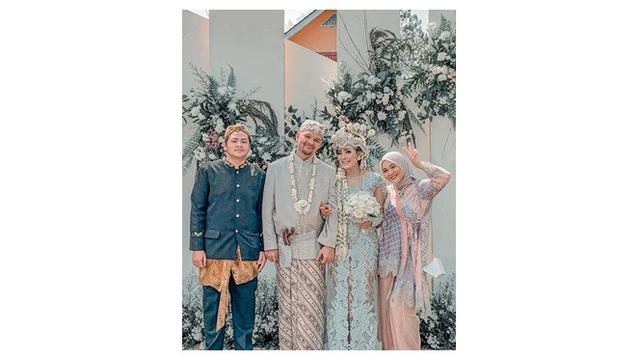 7 Potret Pernikahan Ayah Kesha Ratuliu, Dihadiri 15 Orang