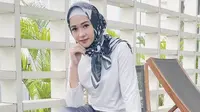 Selamat, Poppy Bunga Dikaruniai Bayi Laki-laki Ganteng