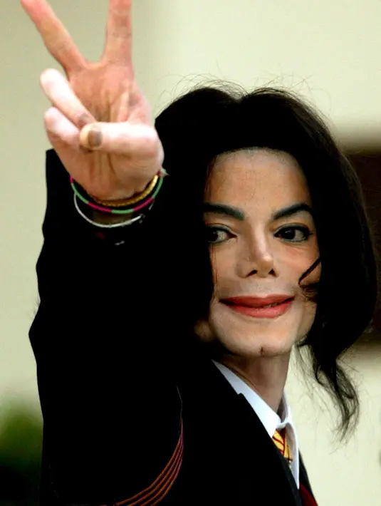 Aaron juga mengatakan bahwa tidak ada yang bisa membandingkan Michael Jackson dengannya. Ia tahu Michael Jackson sangat baik dan ia bisa menghabiskan waktu bersamanya meski sekarang tidak lagi. (Bintang/EPA)