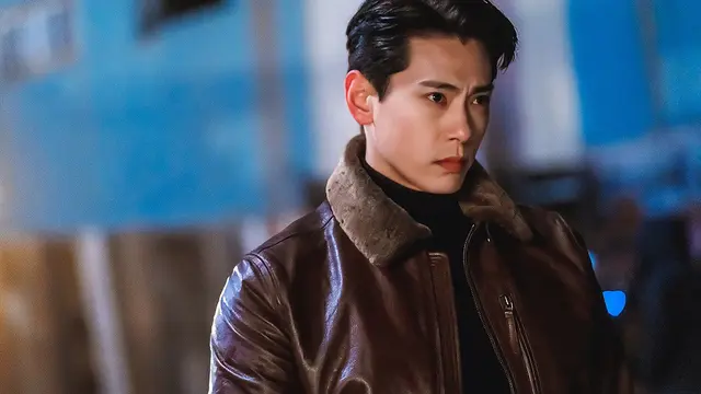 Aktor Teo Yoo. (Foto: Netflix)