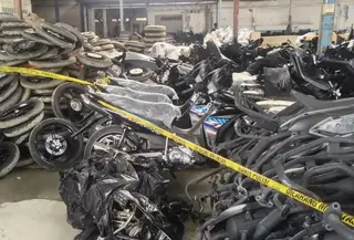Gudang penadah motor hasil kejahatan di Jakarta Selatan. (merdeka.com/Nur Habibie)