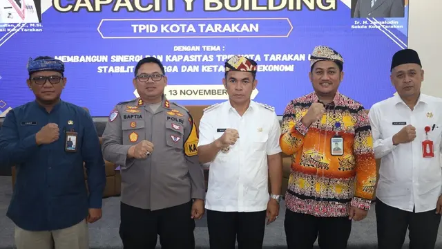 Pj. Wali Kota Tarakan, Dr. Bustan menghadiri acara Capacity Building Tim Pengendalian Inflasi Daerah (TPID) Kota Tarakan