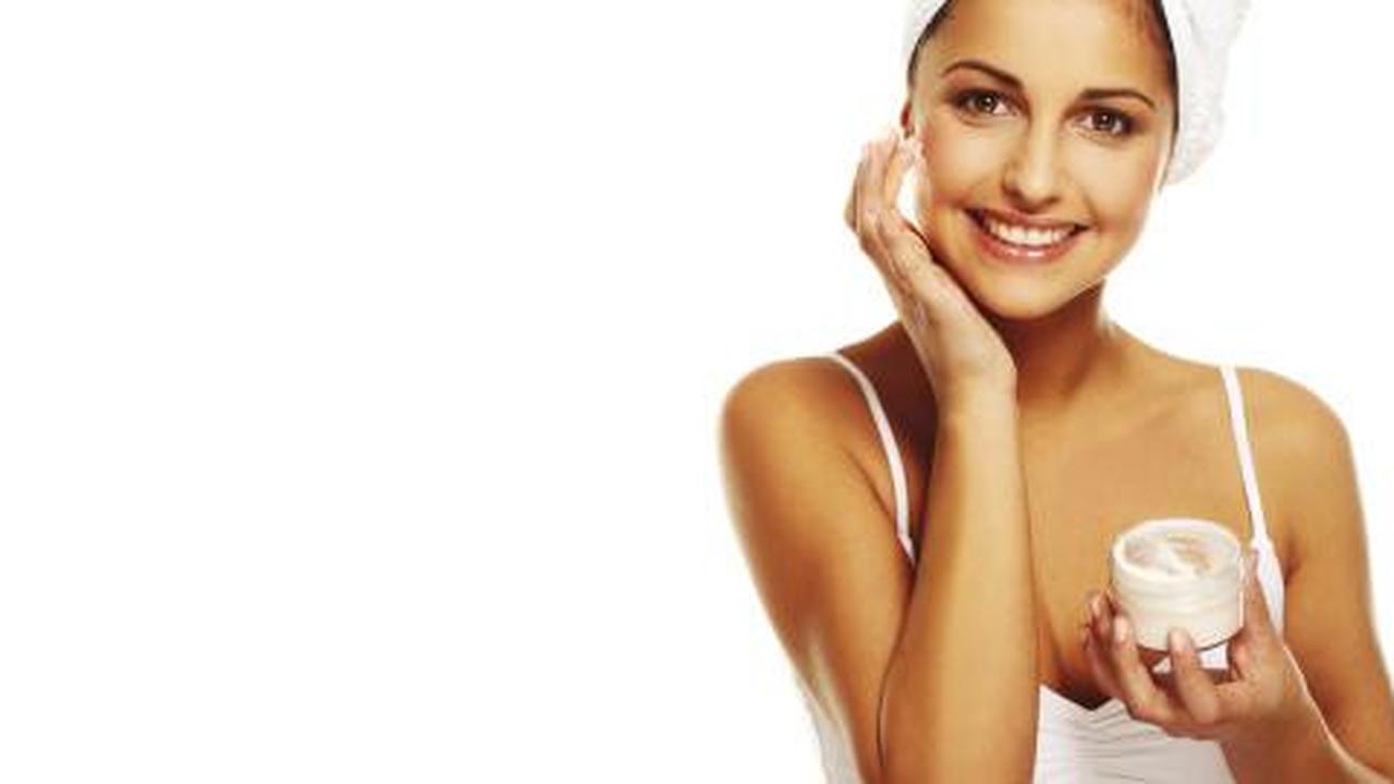 5 Ramuan masker alami berbahan dasar teh