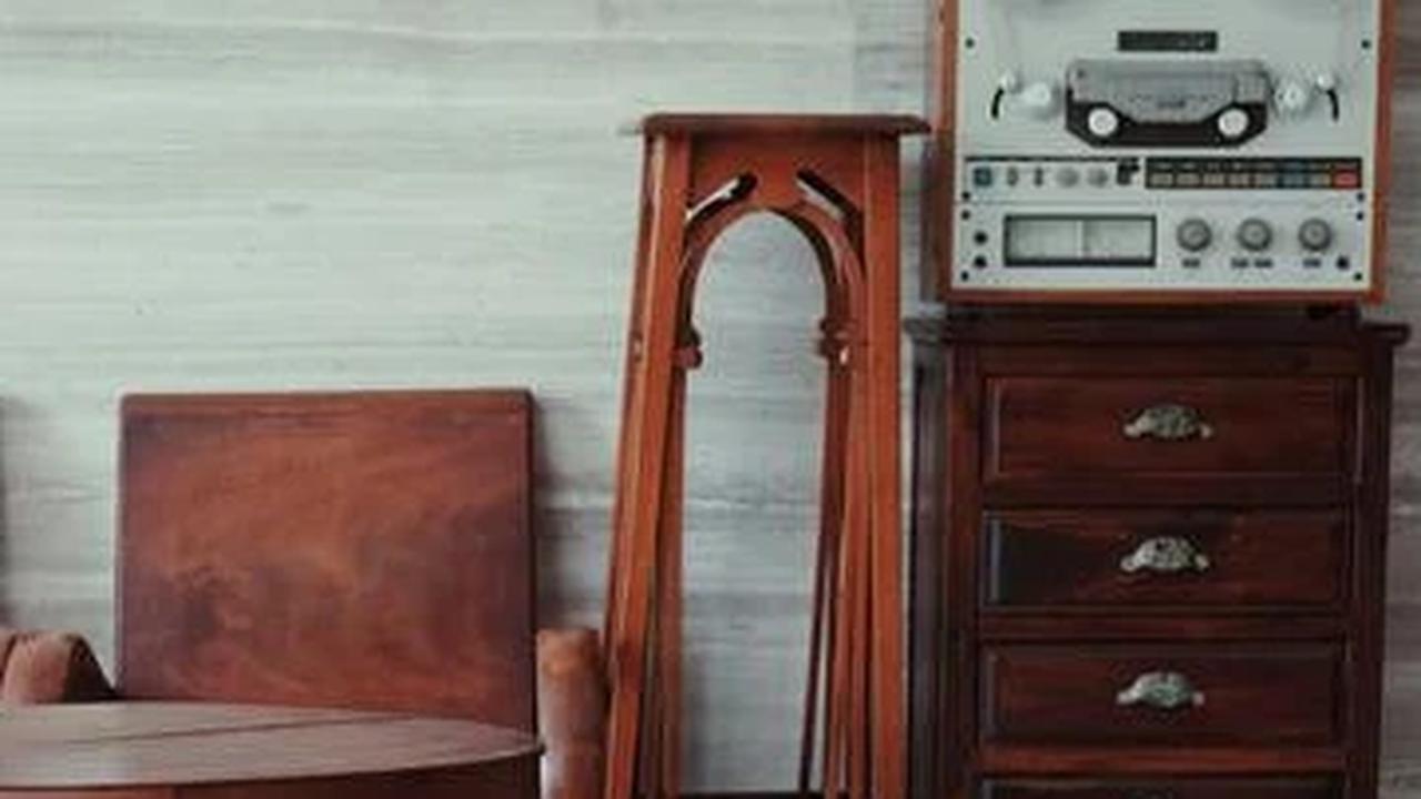 Ilustrasi furnitur kayu. (Photo by Fujiphilm on Unsplash)