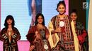 Kontestan membawakan busana pada ajang Plangi Model Hunt 2019 di Plaza Semanggi, Jakarta, Minggu (25/11). Dari 300 orang pendaftar, terdapat 55 peserta yang berhasil masuk grand final. (Merdeka.com/Arie Basuki)