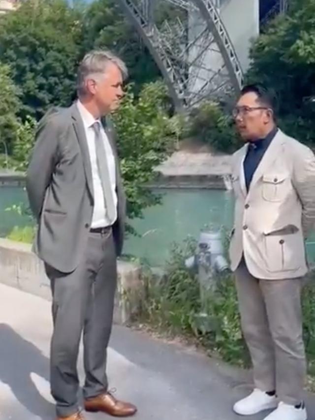 Ridwan Kamil di Swiss. (Foto: Dok. akun Twitter terverifikasi @jabarprovgoid)