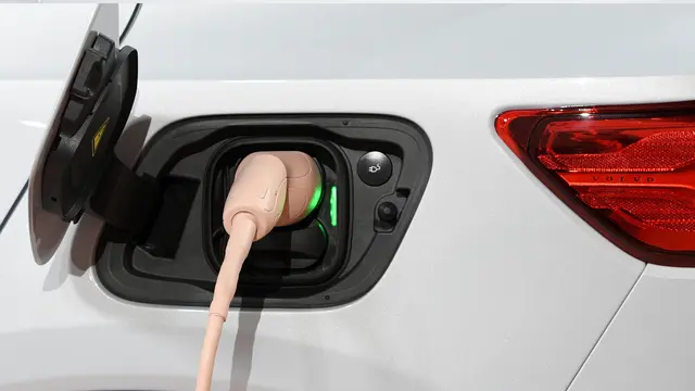 Mobil Listrik Perdana Volvo