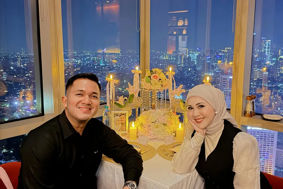 Kesha Ratuliu Rayakan Ulang Tahun ke-28 dengan Birthday Dinner Romantis, Tampil Elegan dalam Nuansa Monokrom