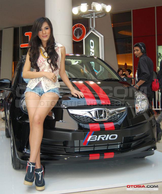Ilustrasi Mobil Murah Honda Brio