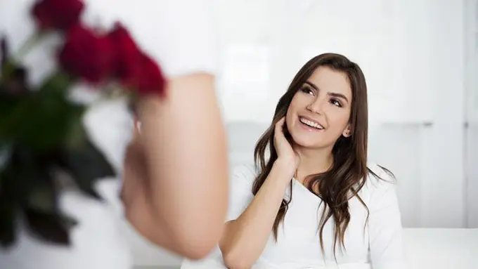 Cintanya beneran tulus nggak ya?/Copyright thinkstockphotos.com