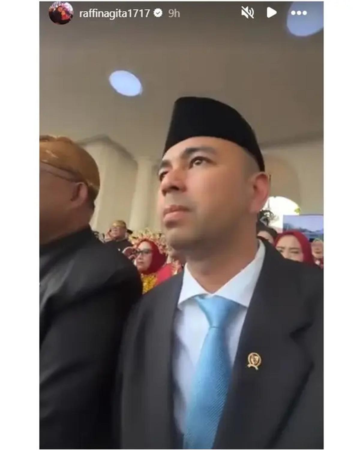 5 Potret Artis di Upacara Penurunan Bendera HUT ke-80 RI di Istana Merdeka