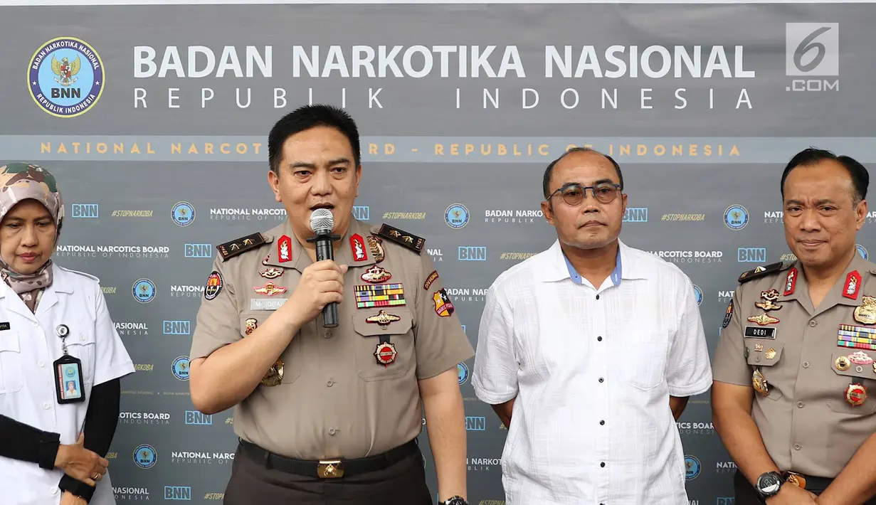 Kadiv Humas Mabes Polri Irjen M Iqbal dalam jumpa pers di Gedung BNN, Jakarta, Rabu (6/3). Mabes Polri merekomendasikan politikus Andi Arief yang positif menggunakan sabu-sabu untuk menjalani rehabilitasi pada hari ini. (Liputan6.com/Immanuel Antonius)