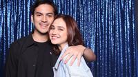 Lihat di sini gaya bucin pasangan good looking Syifa Hadju dan Rizky Nazar dengan outfit serasi. [@syifahadju&@rizkynazar20]