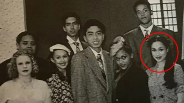 Saat masih menjadi siswi khusus wanita itu, Meghan Markle termasuk siswi yang aktif.