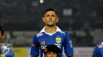 Pemain depan Persib, Juan Carlos Rodriguez Belencoso berdiri jelang laga melawan Mitra Kukar di Turnamen Piala Bhayangkara di Stadion Si Jalak Harupat, Bandung, Kamis (17/3/2016). Laga berakhir imbang 1-1. (Liputan6.com/Helmi Fithriansyah)