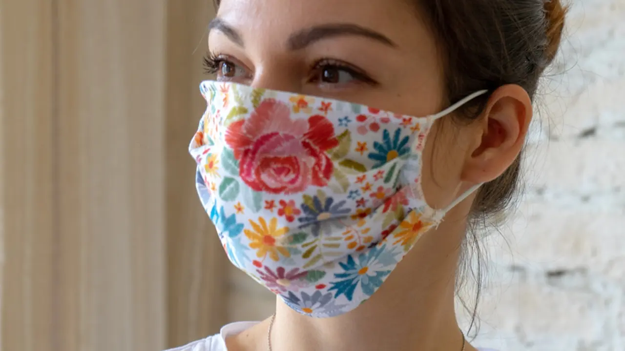 Pengin Bisa Bikin Masker Lukis? Yuk Belajar Langsung dari Ahlinya di Konser Amal Kreatif Lokal
