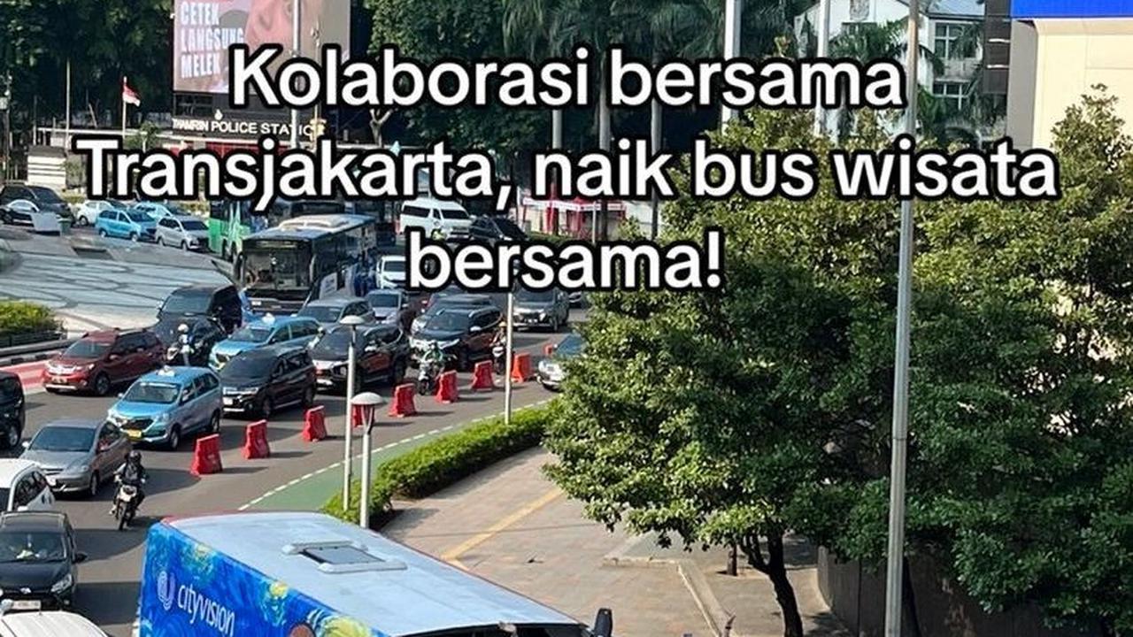 Mereka pun berkolaborasi dengan Transjakarta agar anak-anak ini bisa naik bus wisata. Mereka pun menceritakan proses ini.