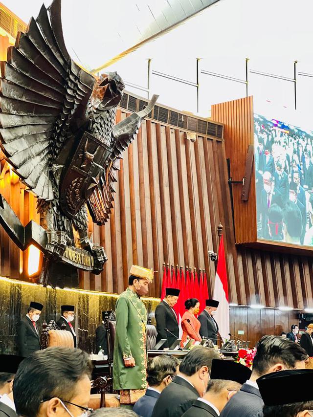 Presiden Jokowi Pakai Baju Adat Bangka Belitung di Sidang Tahunan MPR