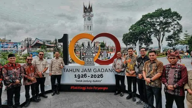 Semarak 1 Abad Jam Gadang Bukittinggi, Sang Penanda Zaman