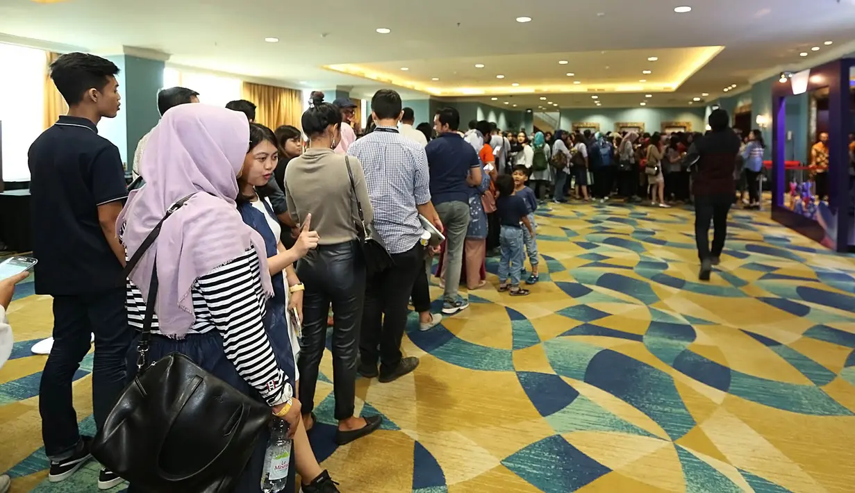 Untuk content creator yang mengedepankan tema humor dalam setiap kontennya dimasukan di nominasi Comedy. Untuk kategori tersebut, nominatornya antara lain Edhozell, Tim2One, Bayu Skak, dan Yoga Arizona. (Bambang E. Ros/Bintang.com)