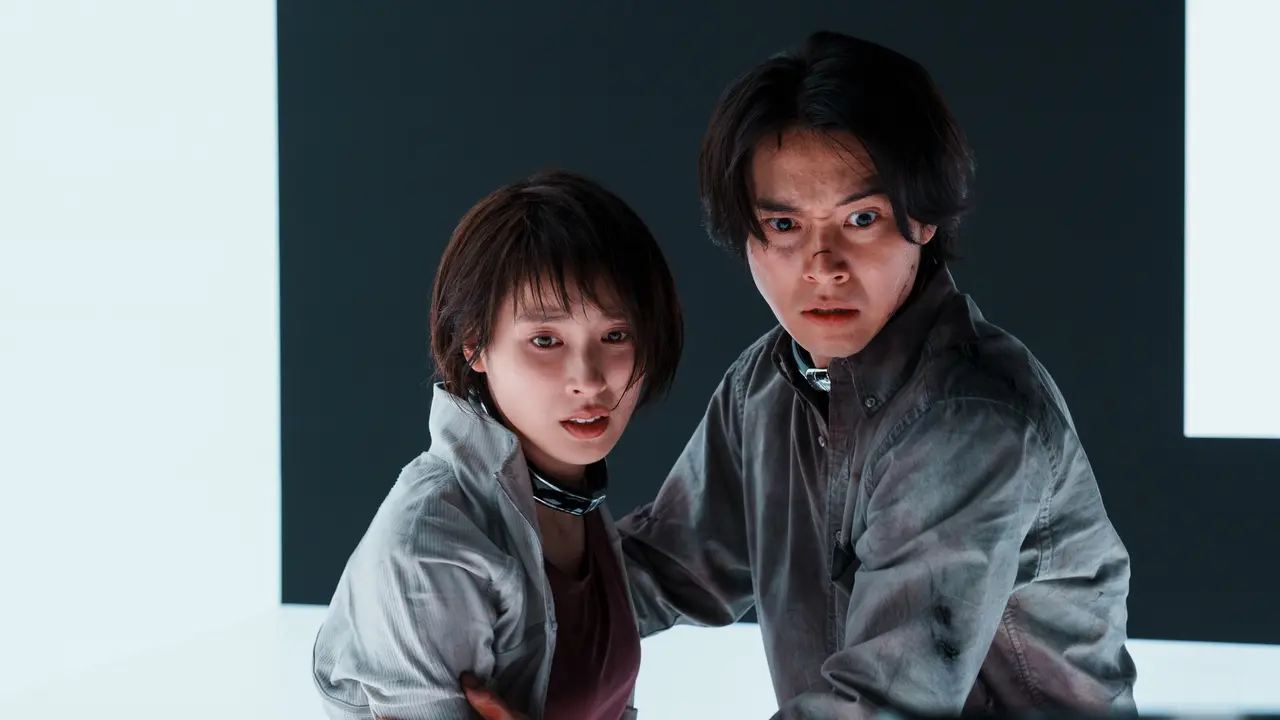 Tao Tsuchiya dan Kento Yamazaki di Alice in Borderland Season 3. (dok. Netflix)