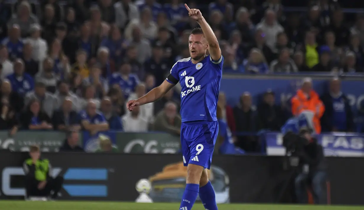Jamie Vardy mencetak gol pada menit ke-57 yang membuat timnya bermain imbang. (AP Photo/Rui Vieira)