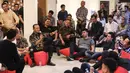 Direktur Penggalangan Pemilih Muda TKN Jokowi-Amin, Bahlil Lahadalia saat menjadi pembicara pada talkshow Kamis Kerja di Hub 86 Jakarta, Kamis (10/1). Talkshow dihadiri generasi muda dari berbagai industri. (Liputan6.com/Fery Pradolo)