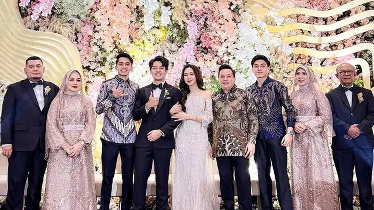 10 Potret Tamu Artis di Pernikahan Arbani Yasiz dan Raissa Ramadhani, Penuh Bintang
