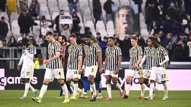 Foto: Kesalnya Massimiliano Allegri Melihat Anak Asuhnya Dipermalukan Udinese, Juventus Semakin Sulit Kejar Inter Milan