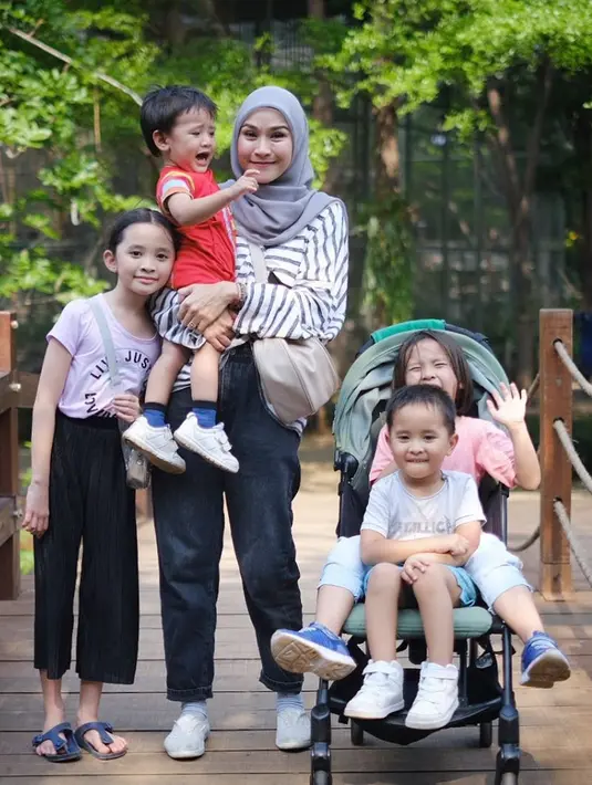 Zaskia Adya Mecca (Instagram/zaskiadyamecca)