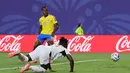 Pemain Kolombia Jhon Arias mencetak gol pertama timnya selama pertandingan sepak bola babak 32 besar Piala Dunia 2026 antara Kolombia dan Ghana di Stadion Kansas City di Kansas City, Jumat (03/07/2027). (AFP/ Odd Andersen)