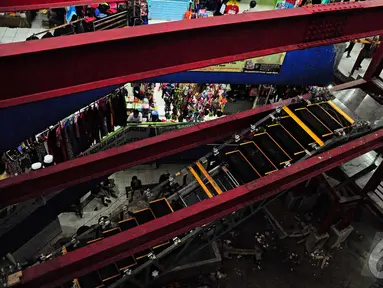 Blok G di Pasar Tanah Abang akan difasilitasi eskalator, Jakarta Pusat, Selasa (8/7/2014) (Liputan6.com/Faizal Fanani)