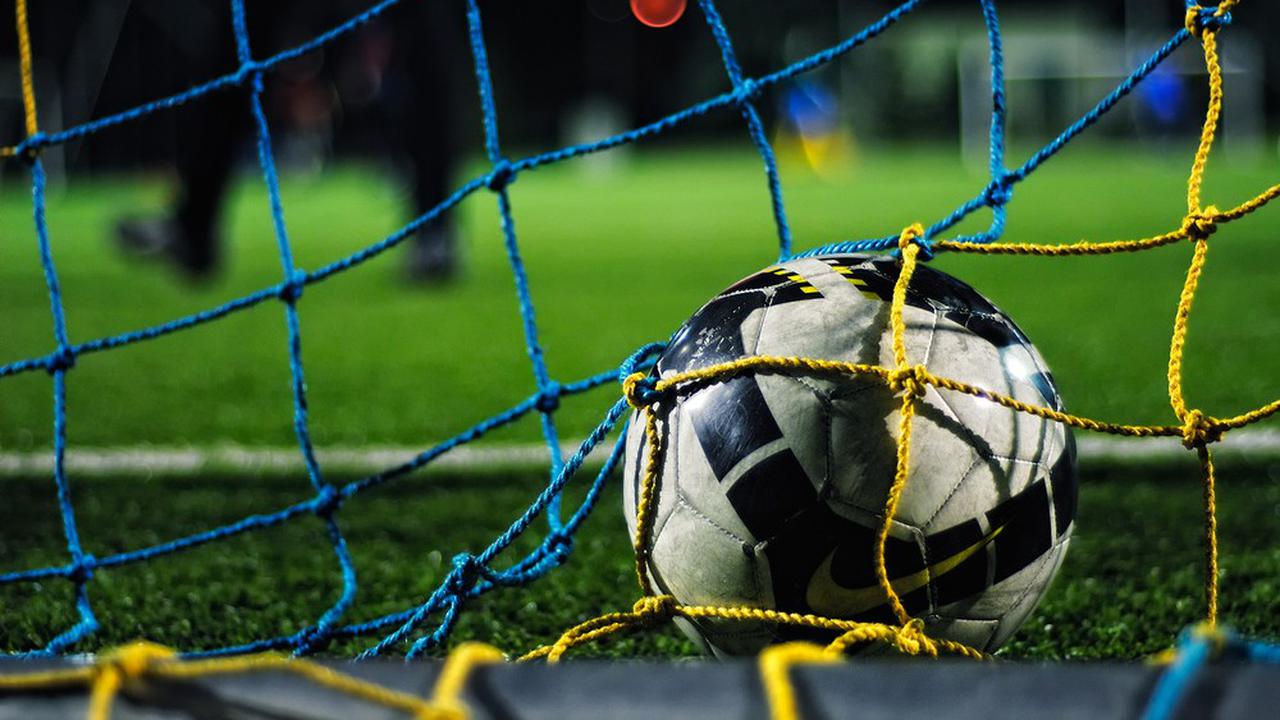 jadwal pertandingan dan siaran langsung sepak bola