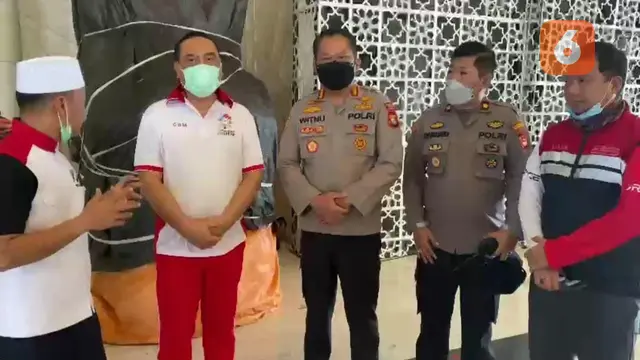 Ustaz Das'ad dan Dewan Masjid Indonesia mengunjungi Masjid Raya Makassar (Liputan6.com/istimewa)