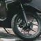 Jangan Sepelekan Ban Belakang Motor Goyang, Risikonya Serius